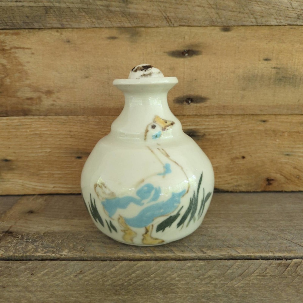 Vintage 1985 Westwind Pottery Vase / Oil Lamp / Goose / Earthenware